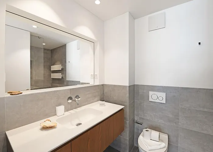 E Monti - Happy Λοκάρνο