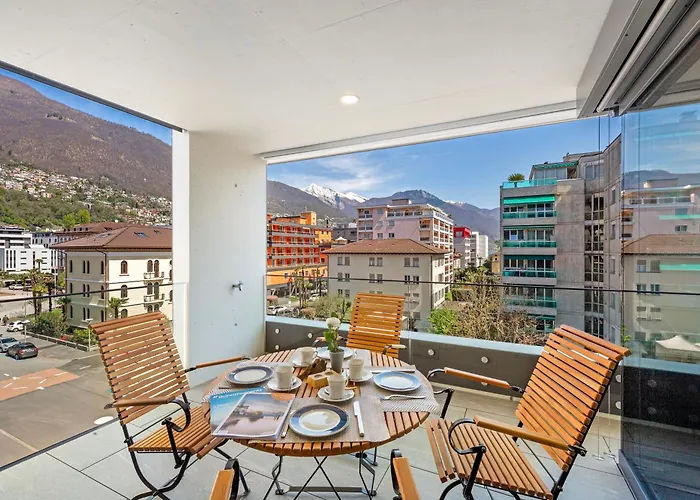 E Monti - Happy Локарно