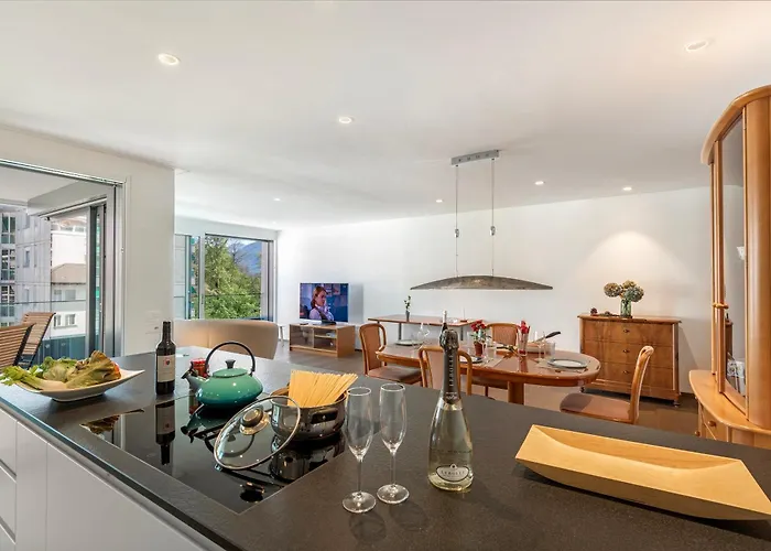 アパート E Monti - Happy ロカルノ